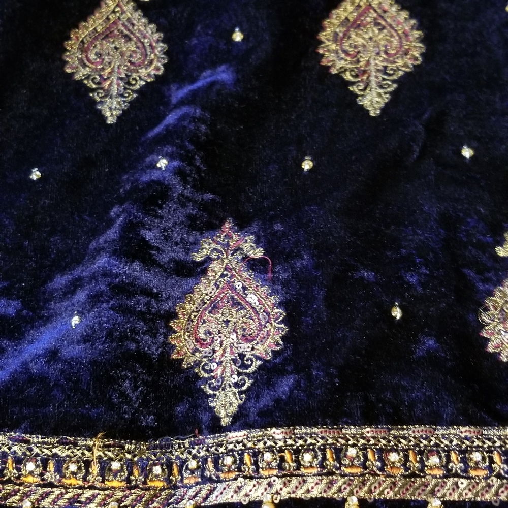 Kurti - Picture 2 of 4